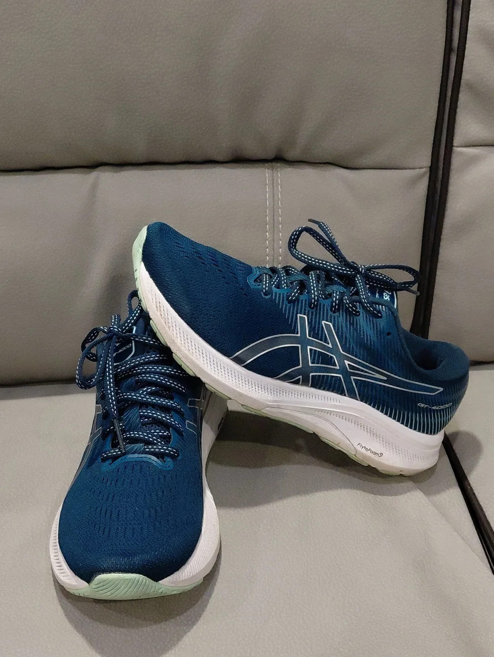 ASICS GT-4000 Athletic Shoes Size 7.5 Womens